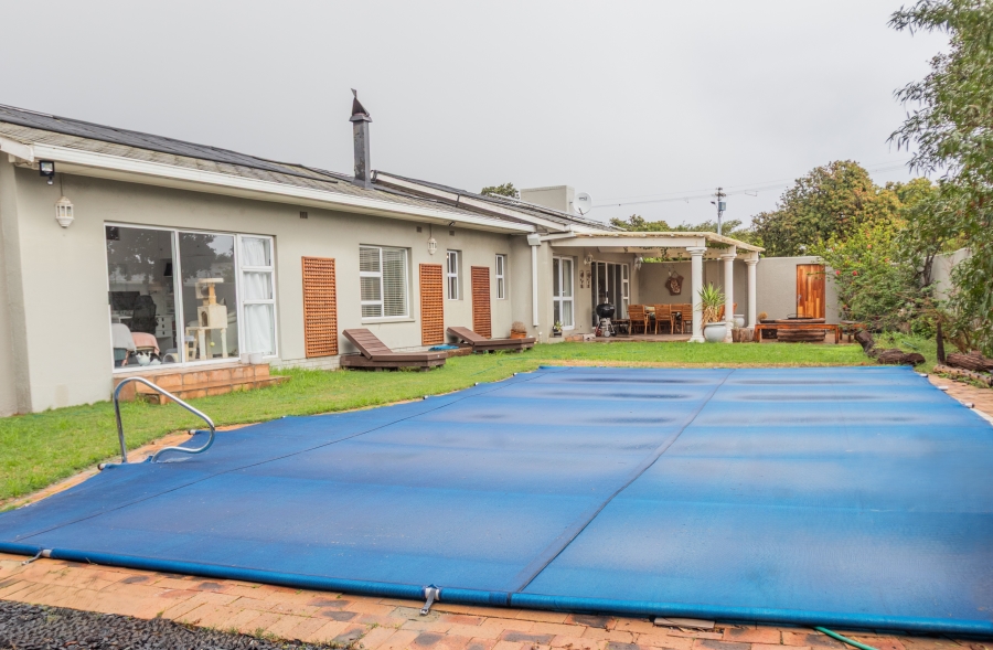 5 Bedroom Property for Sale in Milnerton Central Western Cape